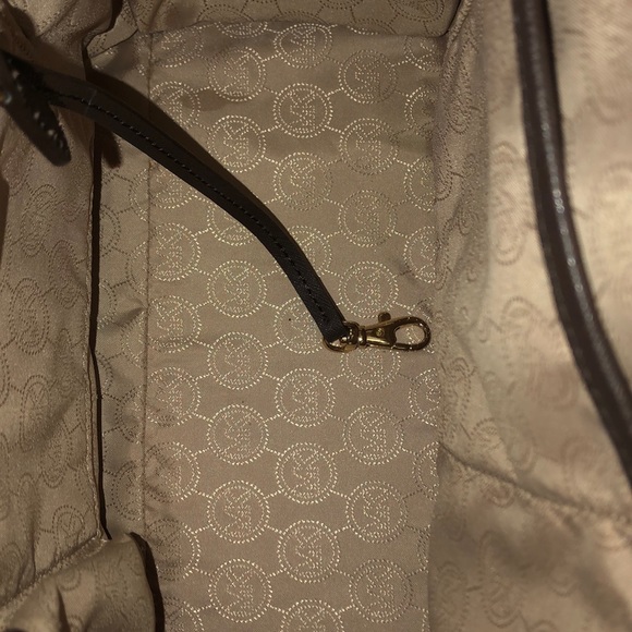 Michael Kors MK Large Saffiano Leather Hamilton - Picture 8 of 8